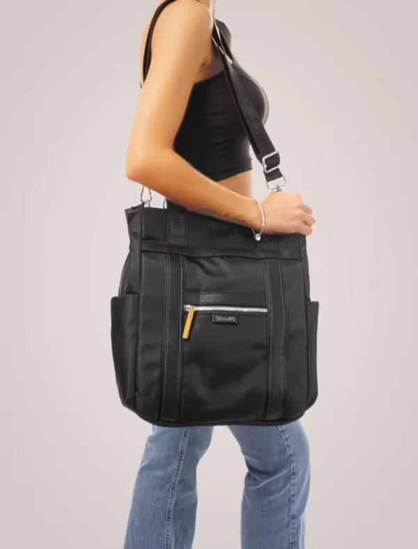 C.N.P. Mochila Mujer Binnari 19884 Negro>Mujer Mochilas