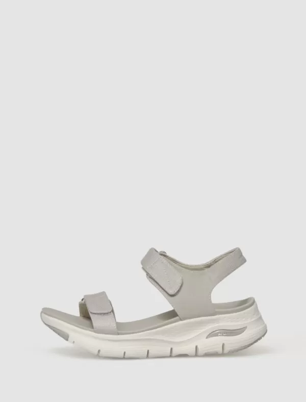 SKECHERS Sandalia Arch Fit-Touristy Gris>Mujer Zapatos